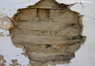 Daub painted with limewash